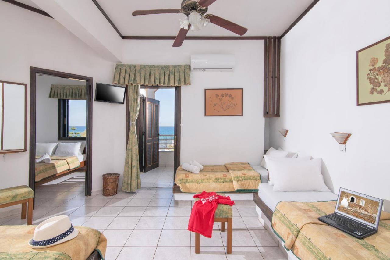Iliostasi Beach Apartments ヘルソニソス エクステリア 写真
