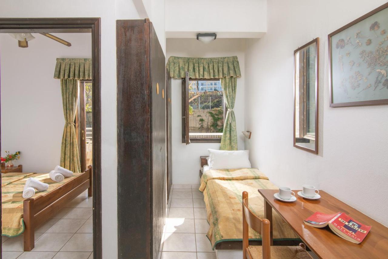 Iliostasi Beach Apartments ヘルソニソス エクステリア 写真
