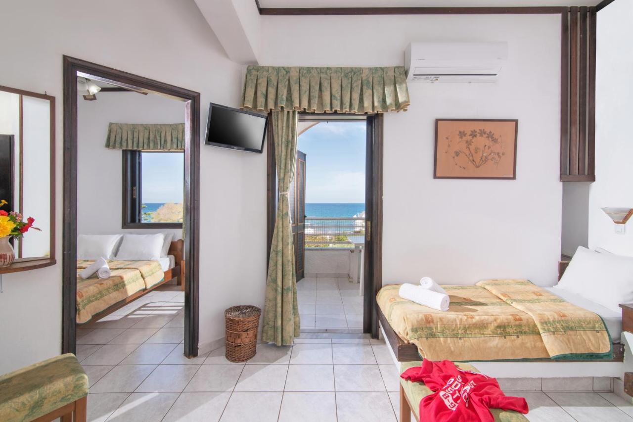 Iliostasi Beach Apartments ヘルソニソス エクステリア 写真