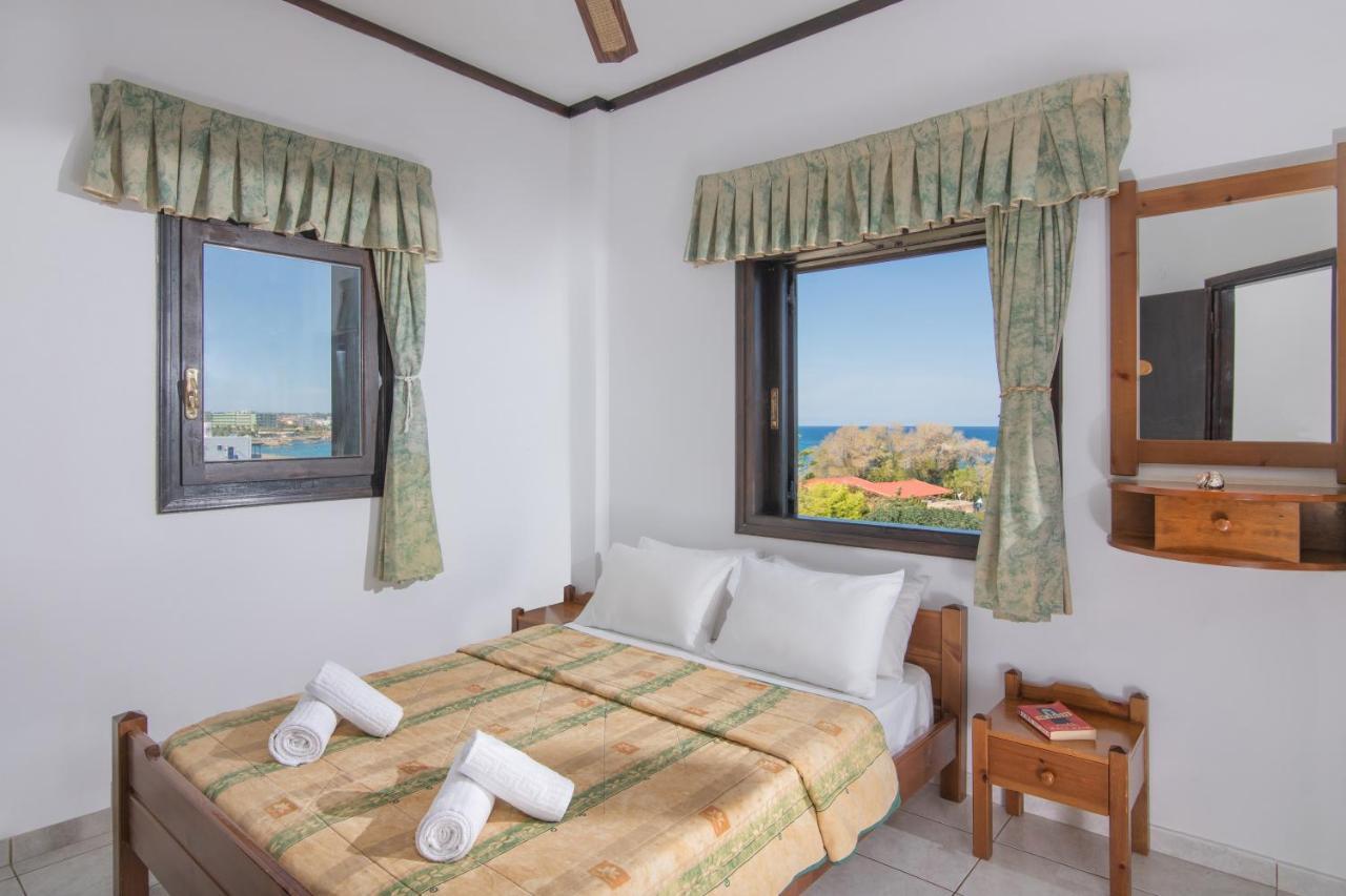 Iliostasi Beach Apartments ヘルソニソス エクステリア 写真