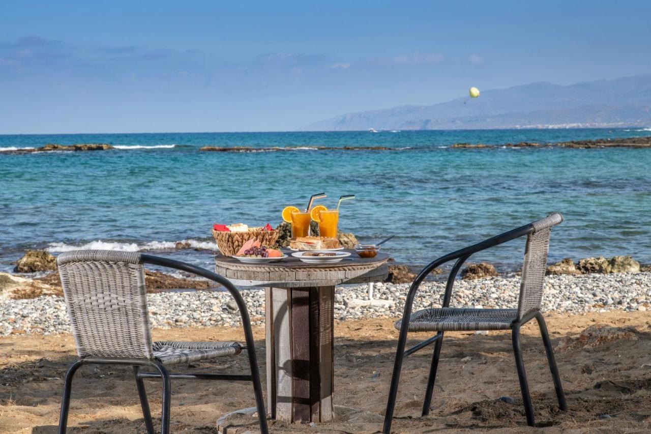 Iliostasi Beach Apartments ヘルソニソス エクステリア 写真
