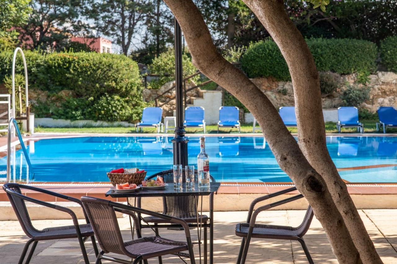 Iliostasi Beach Apartments ヘルソニソス エクステリア 写真