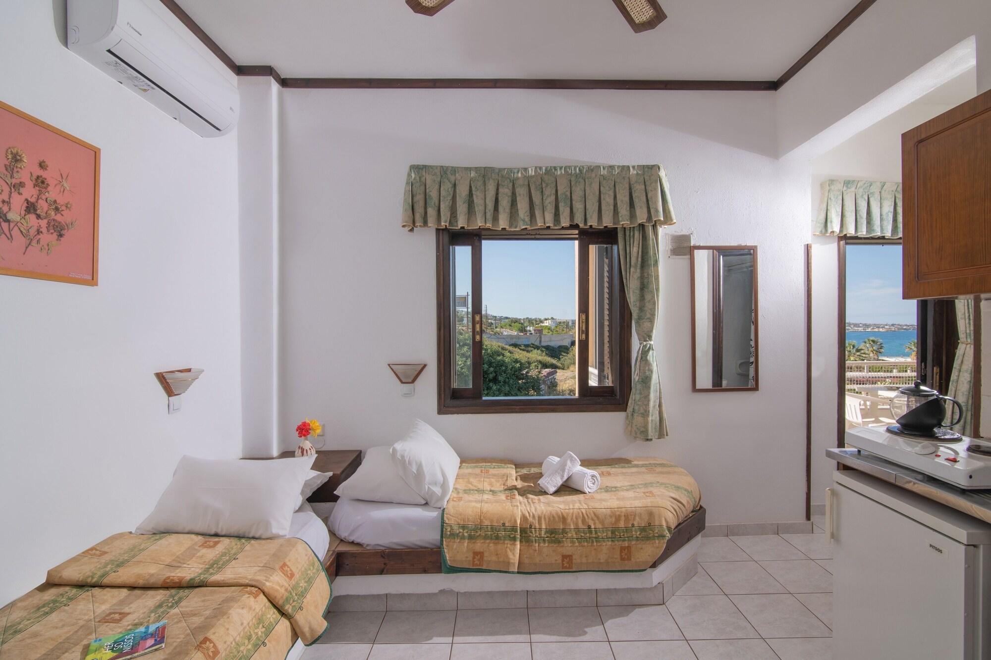 Iliostasi Beach Apartments ヘルソニソス エクステリア 写真